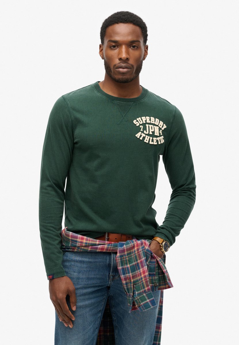 Superdry Herren Grün Athletic Langarmshirt im Vintage-Stil mit Logo-Druck, Größe: L