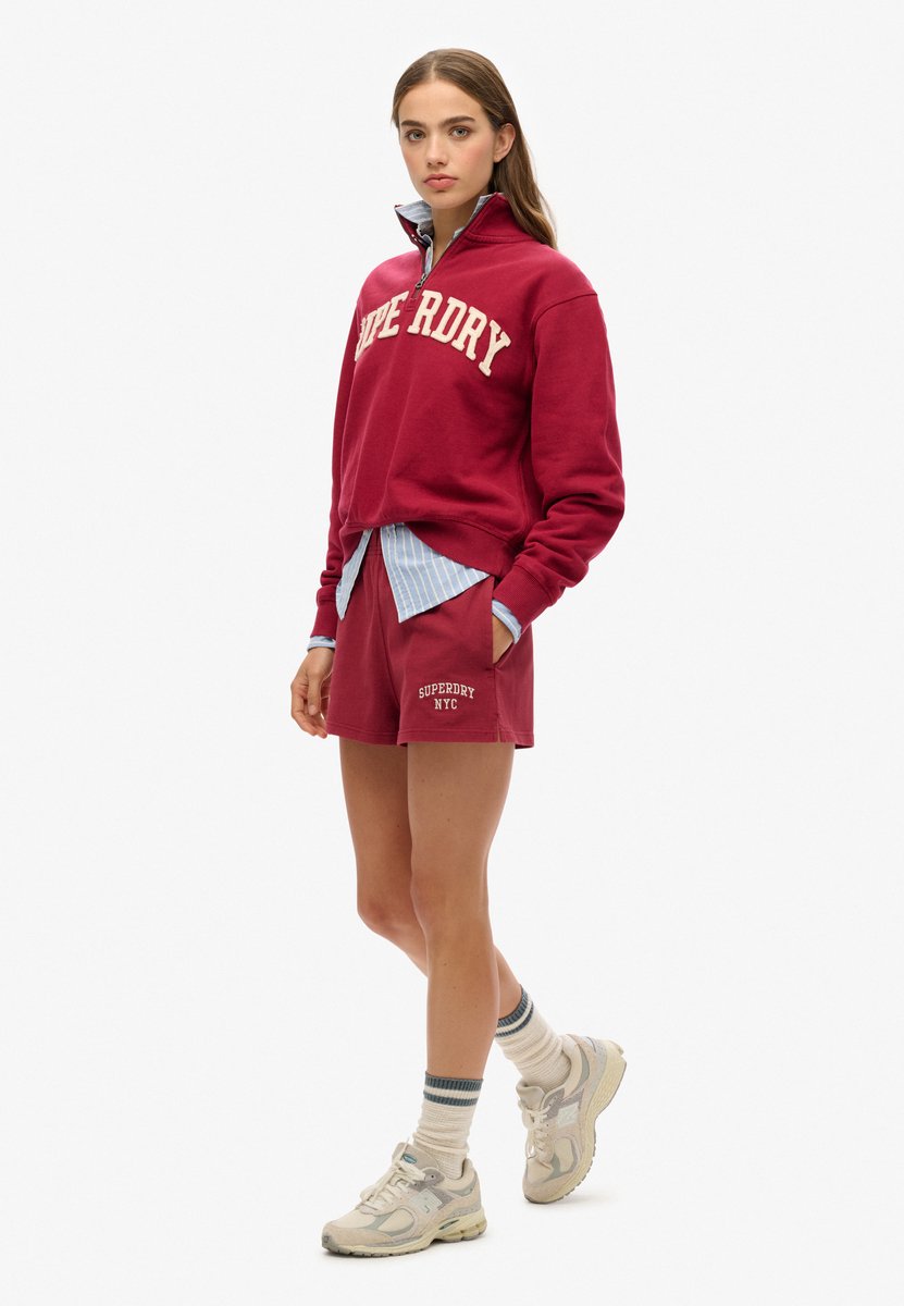 Superdry Women's Athletic Essentials Shorts mit Grafik Rot - Größe: 42