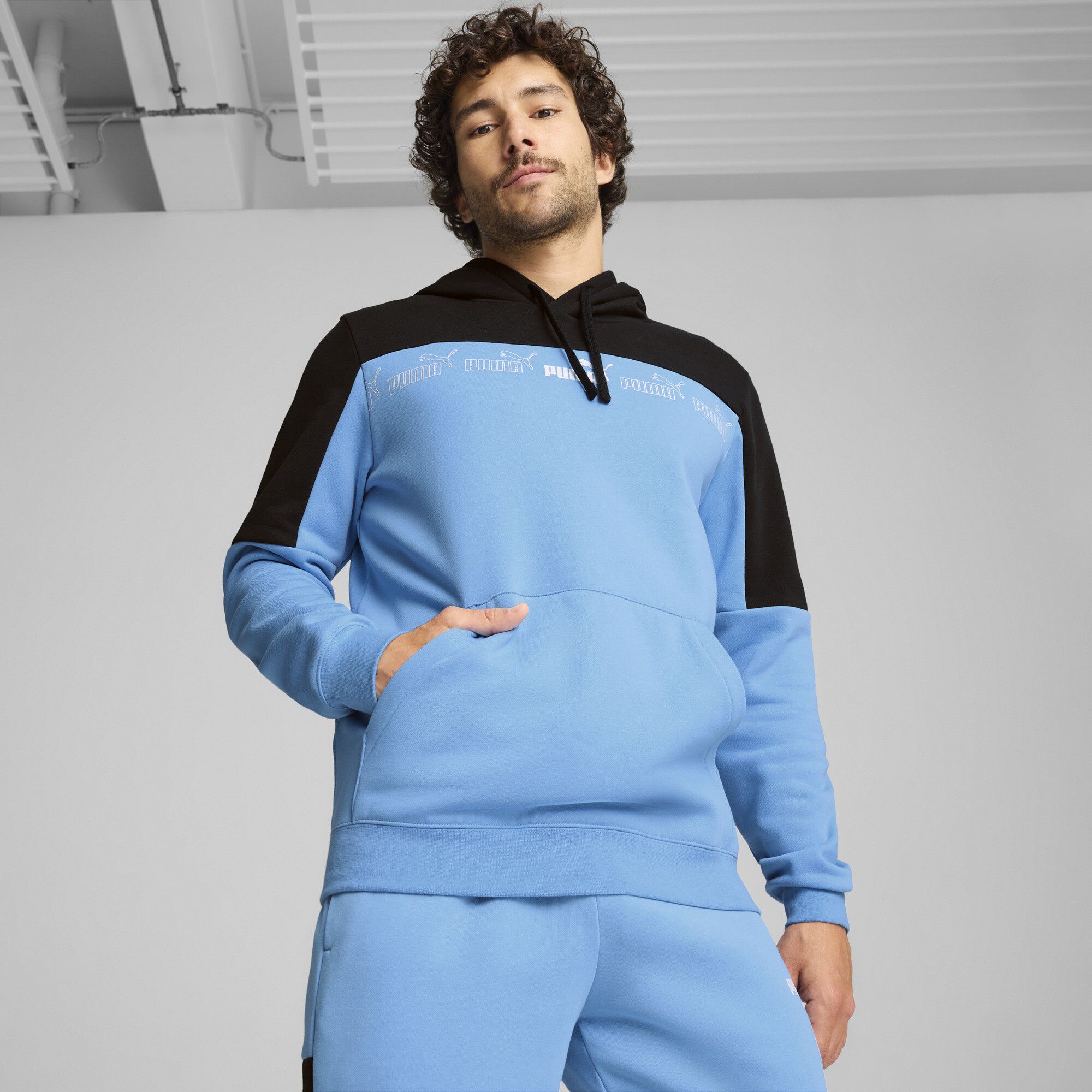 PUMA Around The Block Hoodie Herren, Kleidung, Blau, XXL