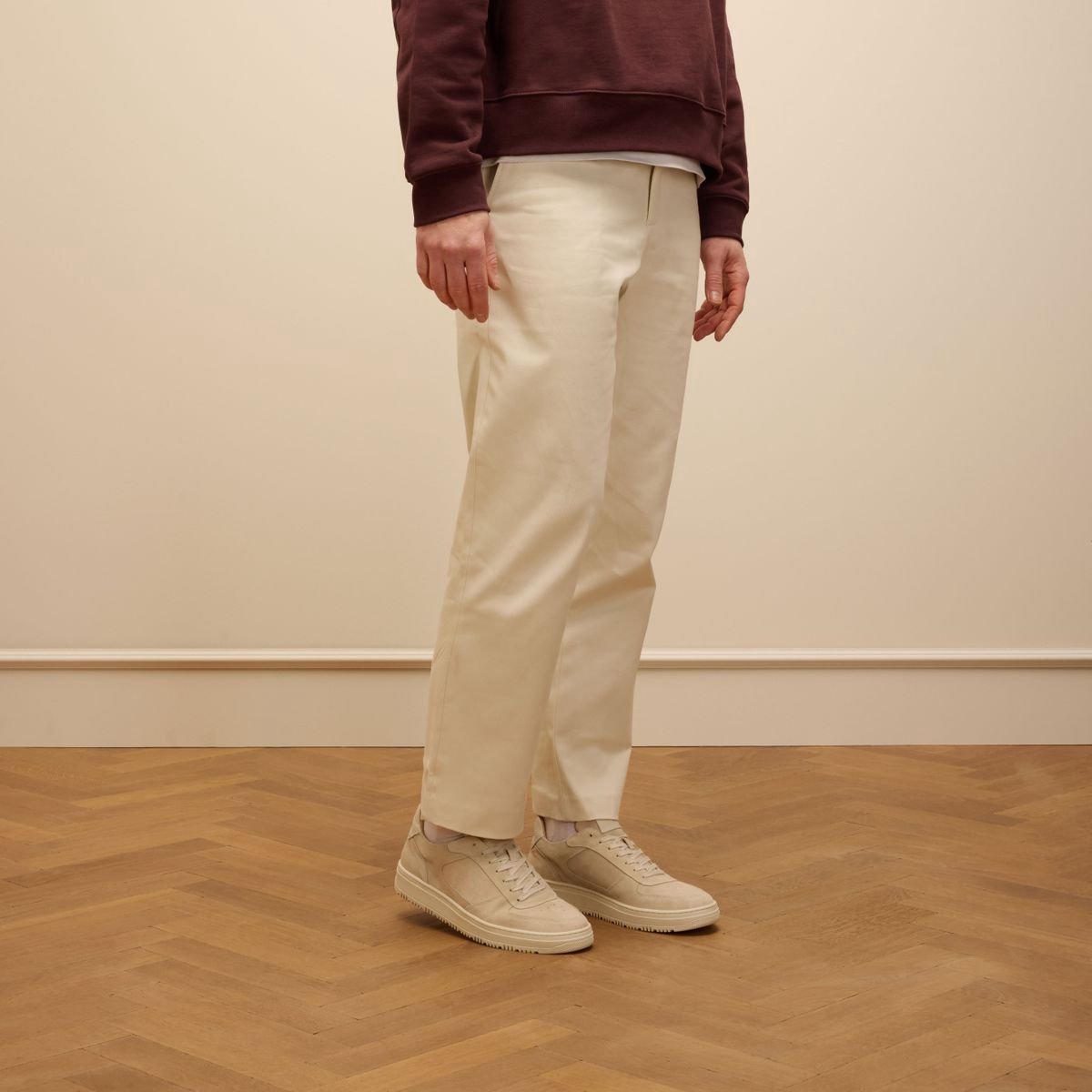 Hellgraue Veloursleder-Sneaker