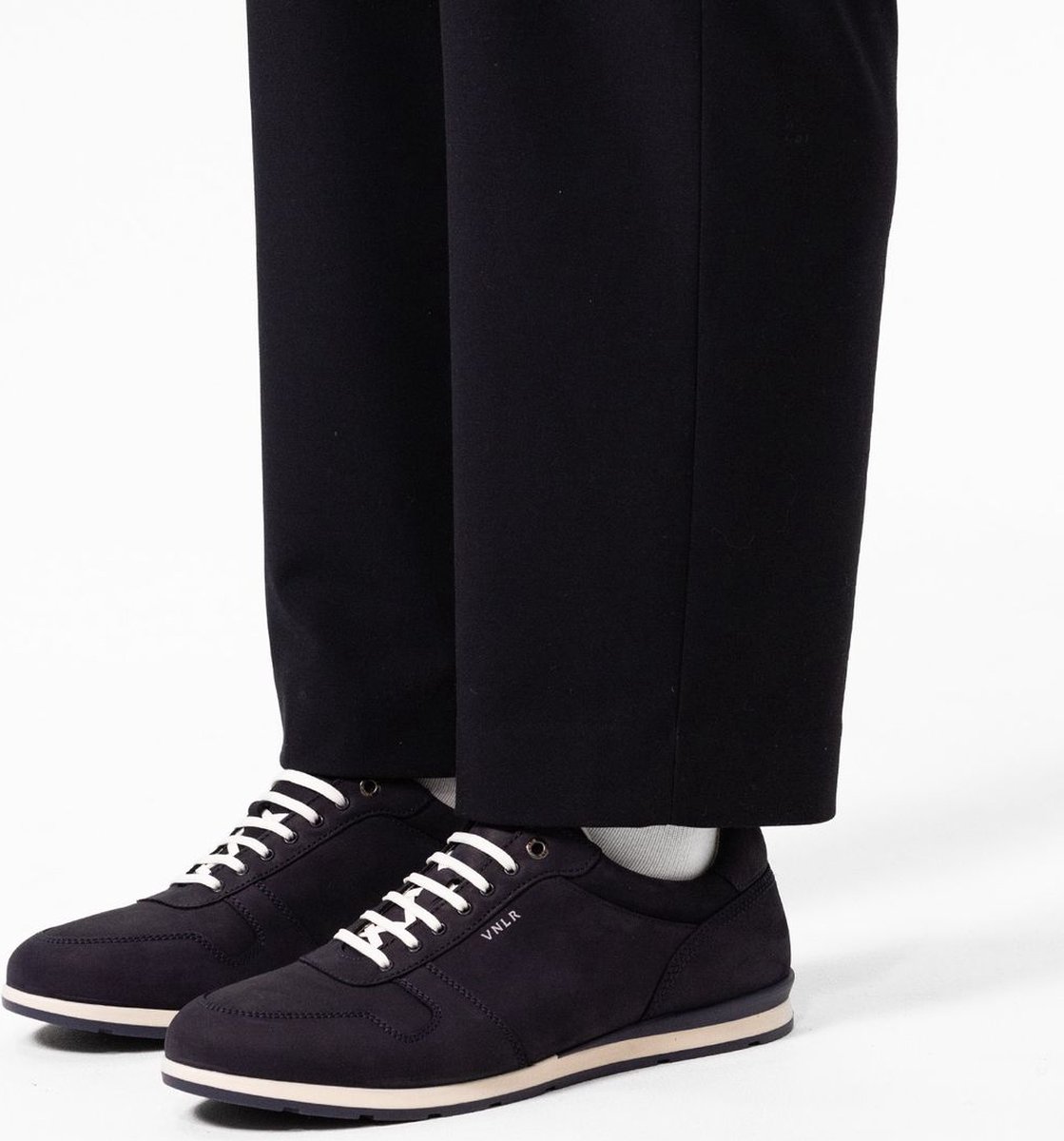 Blaue Nubuk-Sneaker
