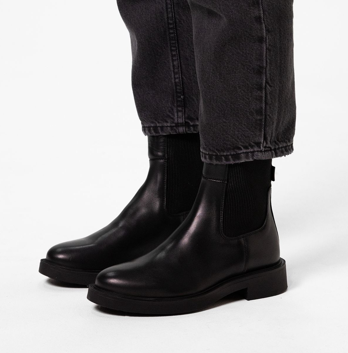 Schwarze Chelsea Boots aus Leder