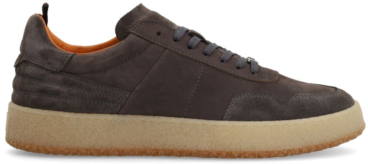 Graue Veloursleder-Sneaker