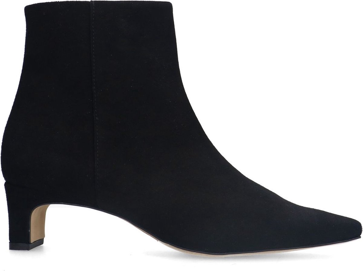 Schwarze Veloursleder-Stiefeletten mit Absatz