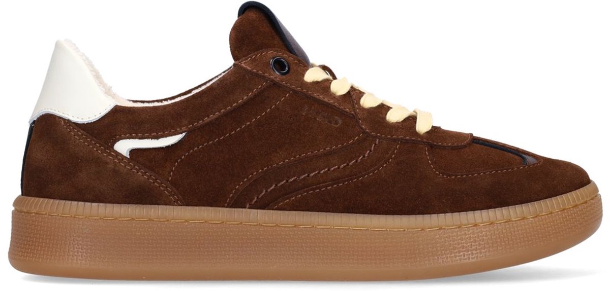 Braune Veloursleder-Sneaker