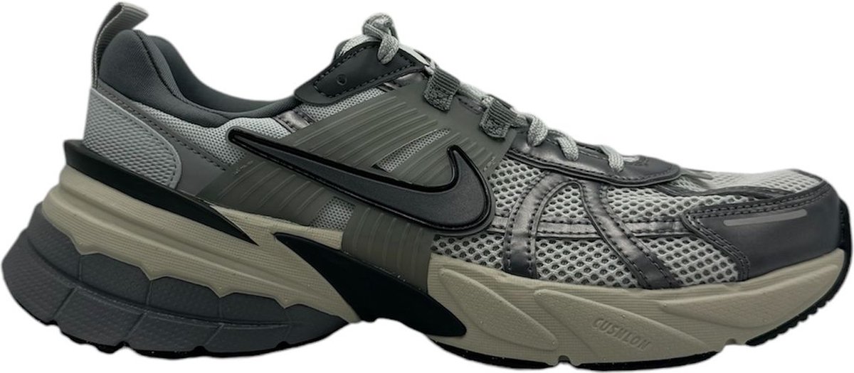 Nike V2K Run Pure Platinum Wolf Grey Damen-Sneaker FD0736-003 41 graue
