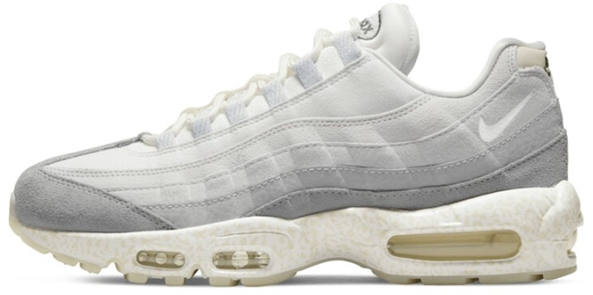 Nike Air Max 95 QS Weiß Light Bone Unisex Sneaker Summit-White Cool-Grey DV2593-100 40