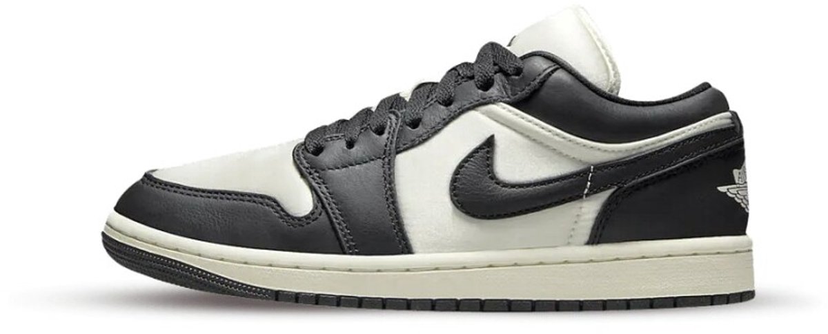 Air Jordan 1 Low SE Vintage Panda Damen Sneaker Cream Sail Schwarz FB9893-101 38