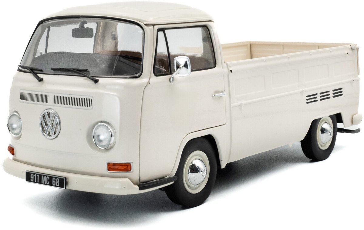 Volkswagen VW T2 Pick-Up Porsche Racing 1968 weiß 1:18 Solido