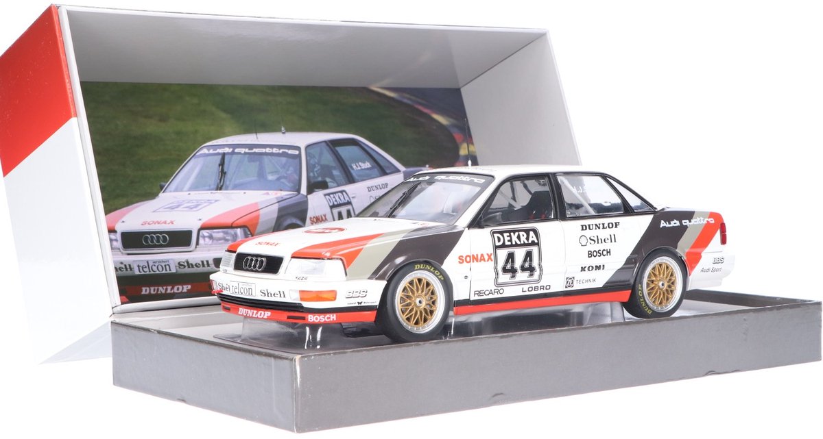 Audi V8 Quattro #44 DTM Champion 1990 Hans-Joachim Stuck 1:18 WERK83