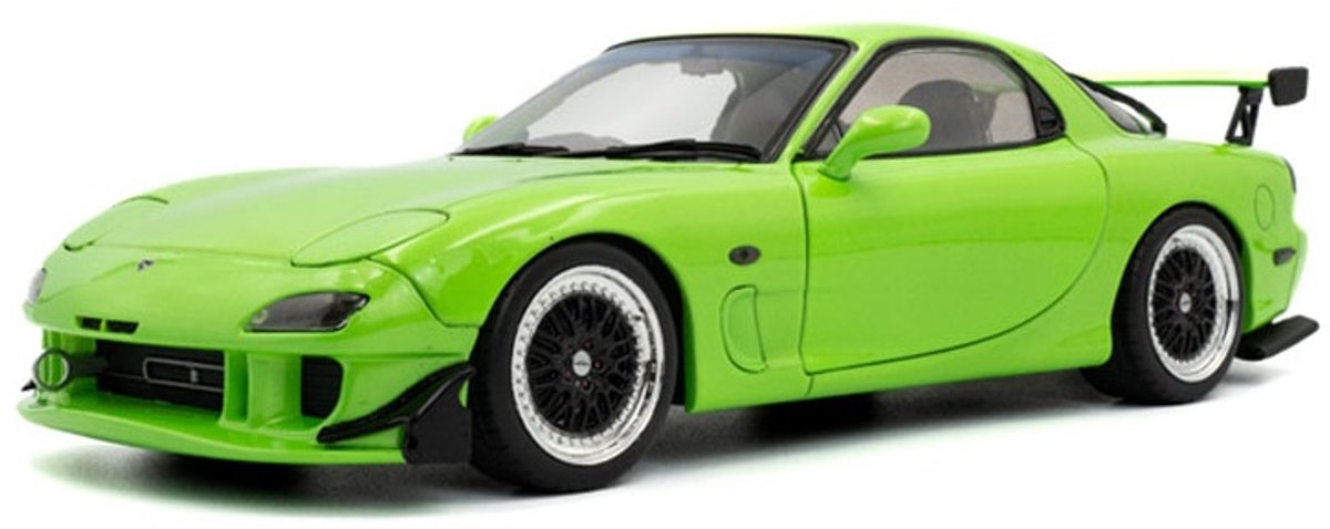 Mazda RX-7 Type RS (FD35) Baujahr 1999 neongrün 1:18 Solido