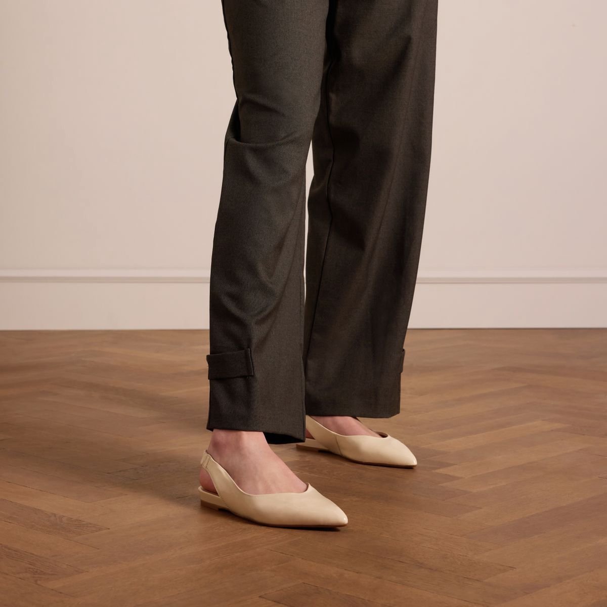 Offwhite Leder-Slingbacks
