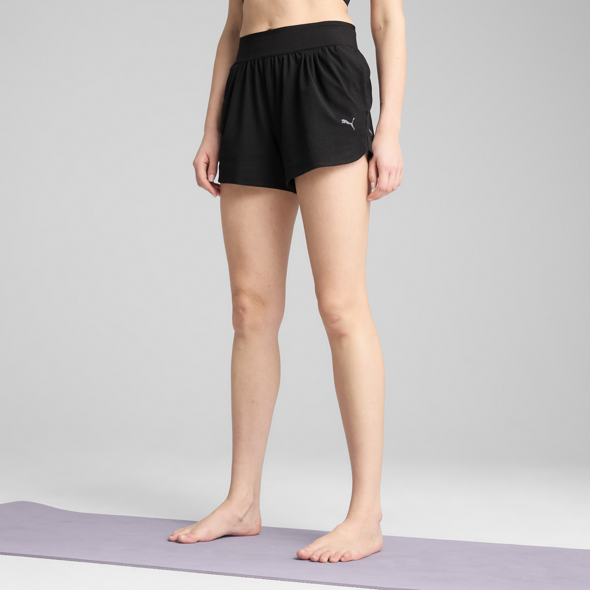 PUMA MOVE CLOUDSPUN Shorts Damen, Kleidung, Schwarz, XXL