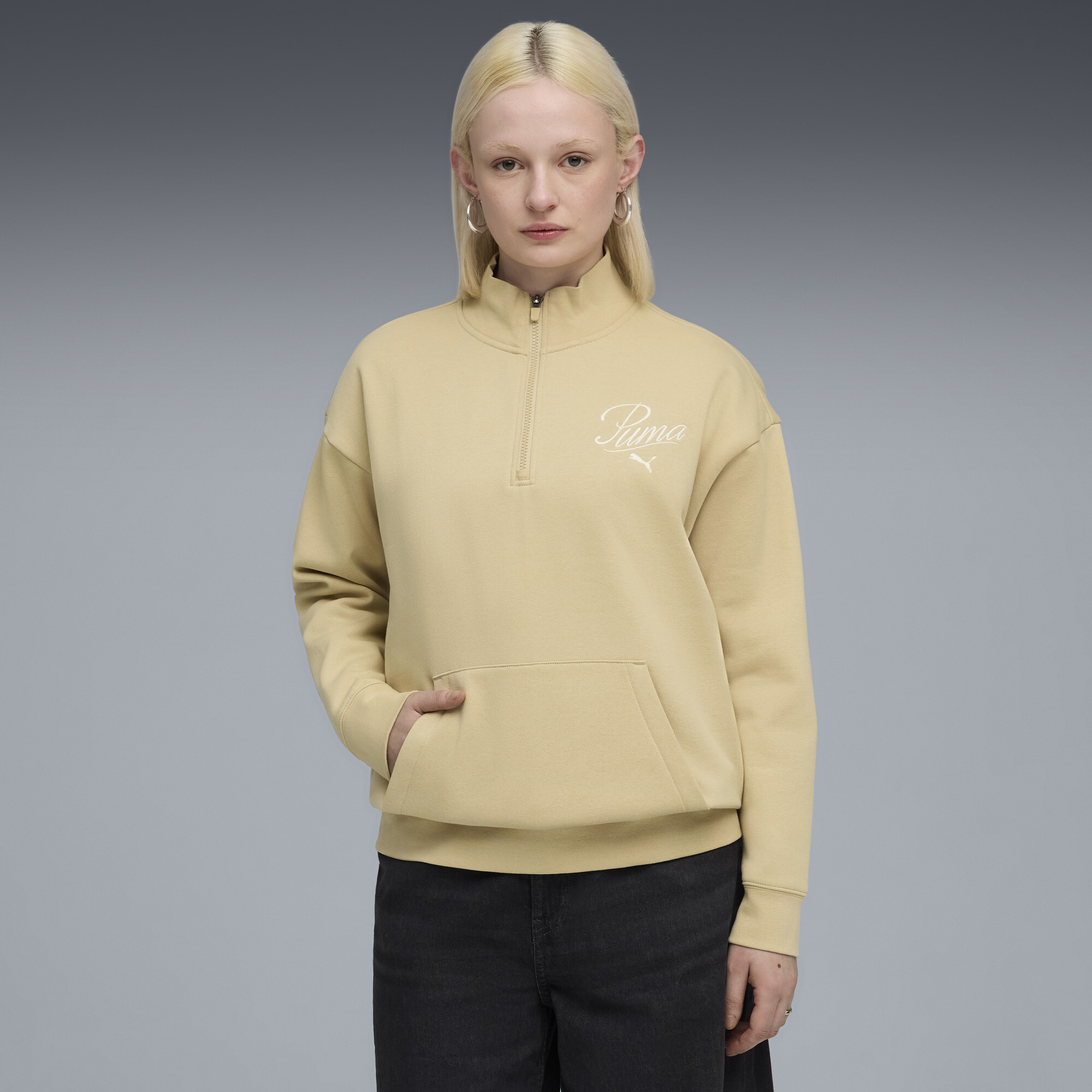 PUMA Essentials Script Relaxed Sweatshirt Damen, Kleidung, Schwarz, M