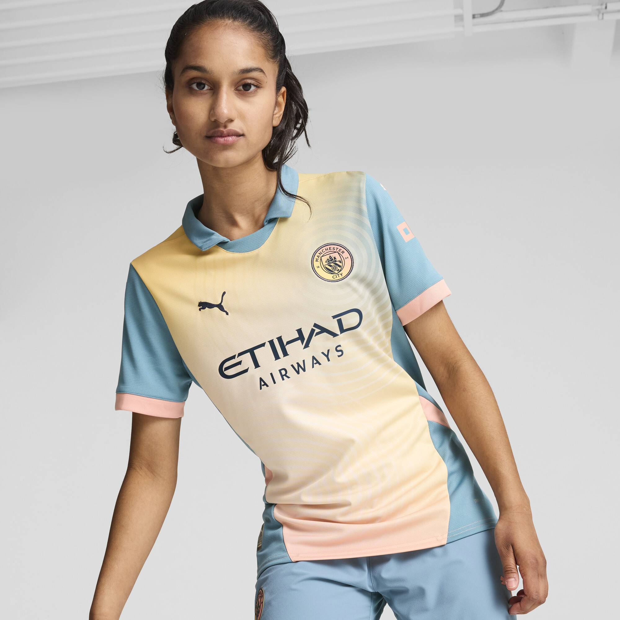 PUMA Manchester City 24/25 Viertes Trikot Damen, Kleidung, Rosa, XXS