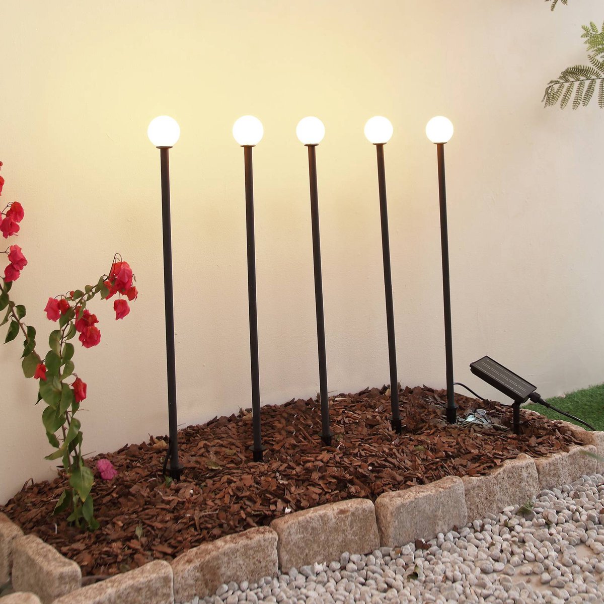 Freydis Solarzellenlampe w/Erdspieß 5 pcs. Schwarz Lindby - Modern - Aluminium - Einflammig