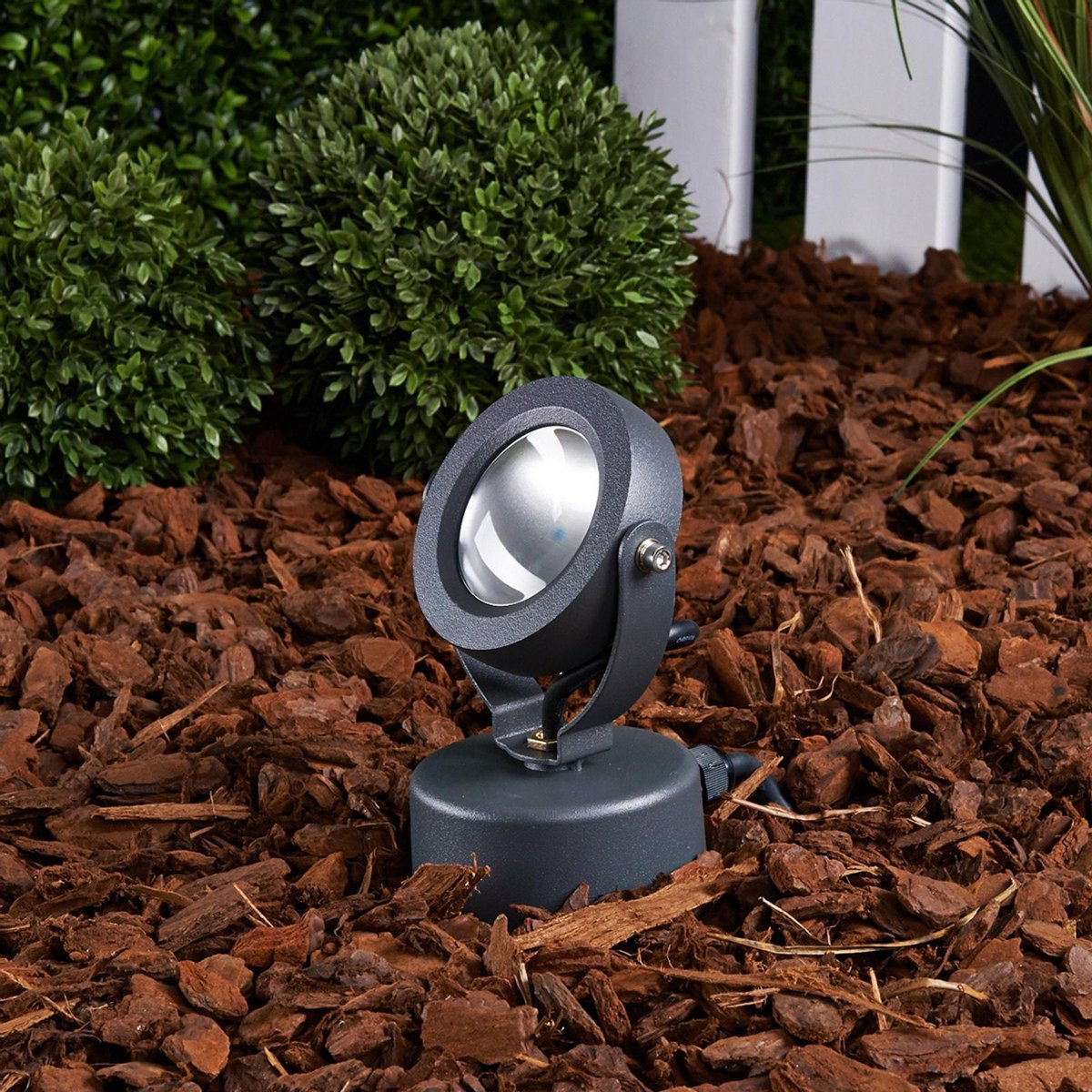 Gavin Außen Spot w/Spike Graphite Lucande - Terrasse - Modern - Metall - Einflammig