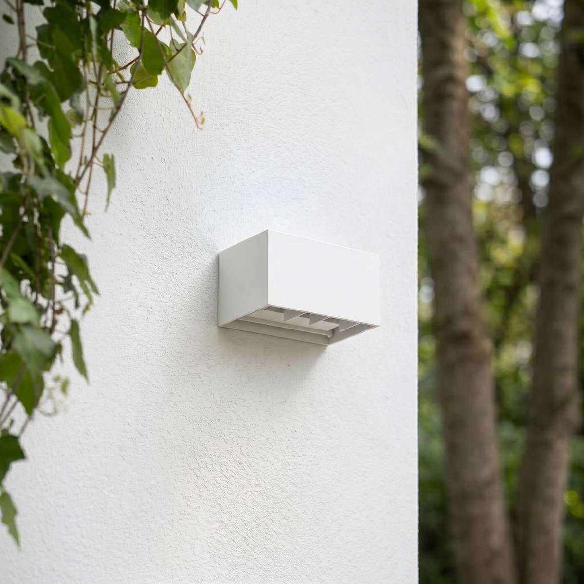 Nivar LED-Außenwandlampe, eckig, weiß, 20 cm, IP54 Lindby - Modern - Metall