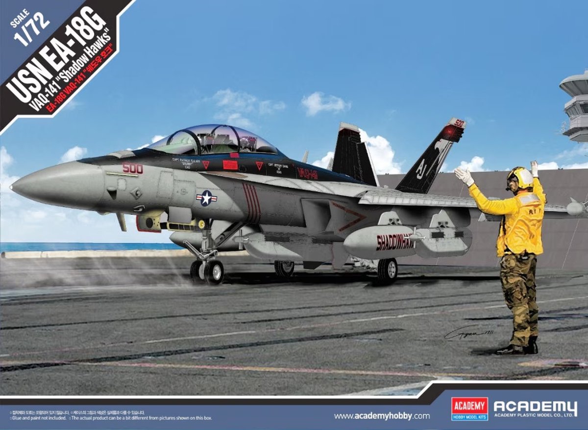 Academy 1/72 Maßstab US Navy EA-18G Growler VAQ-141 Shadow Hawks Plastikmodellbausatz 12560
