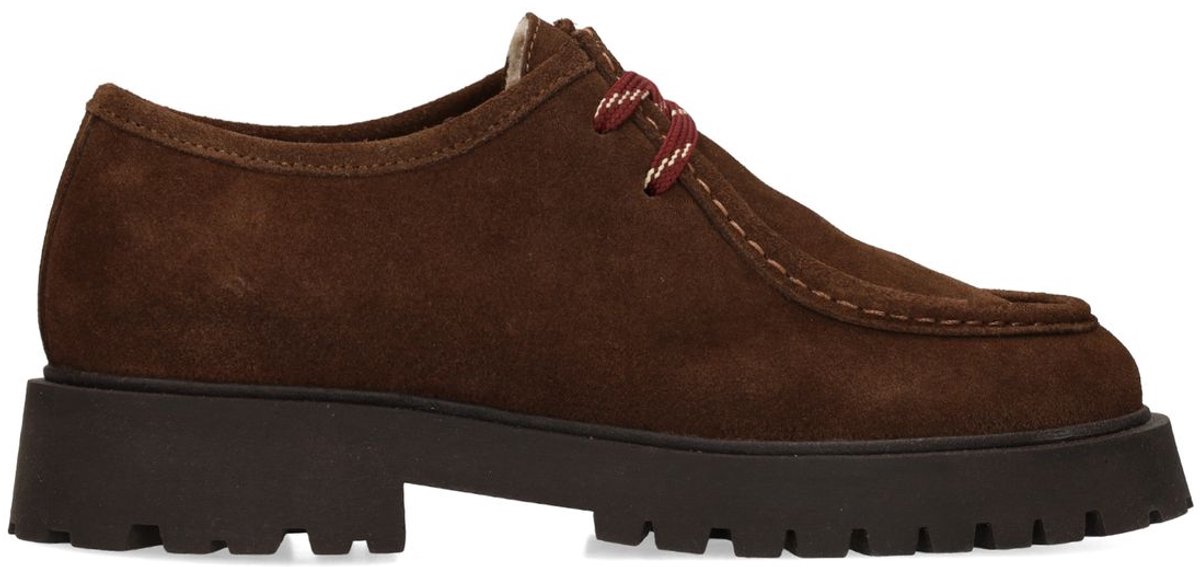 Dunkelbraune Schnürschuhe aus Veloursleder