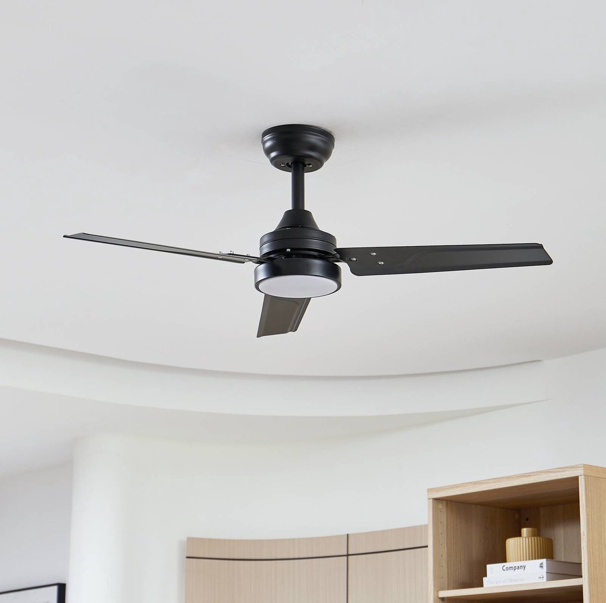 Aerallo LED-Deckenventilator, schwarz, CCT, leise - Lindby - Wohnzimmer - Modern - Metall