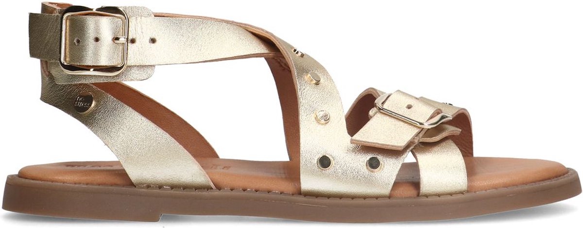 Goldfarbene Ledersandalen mit Nieten