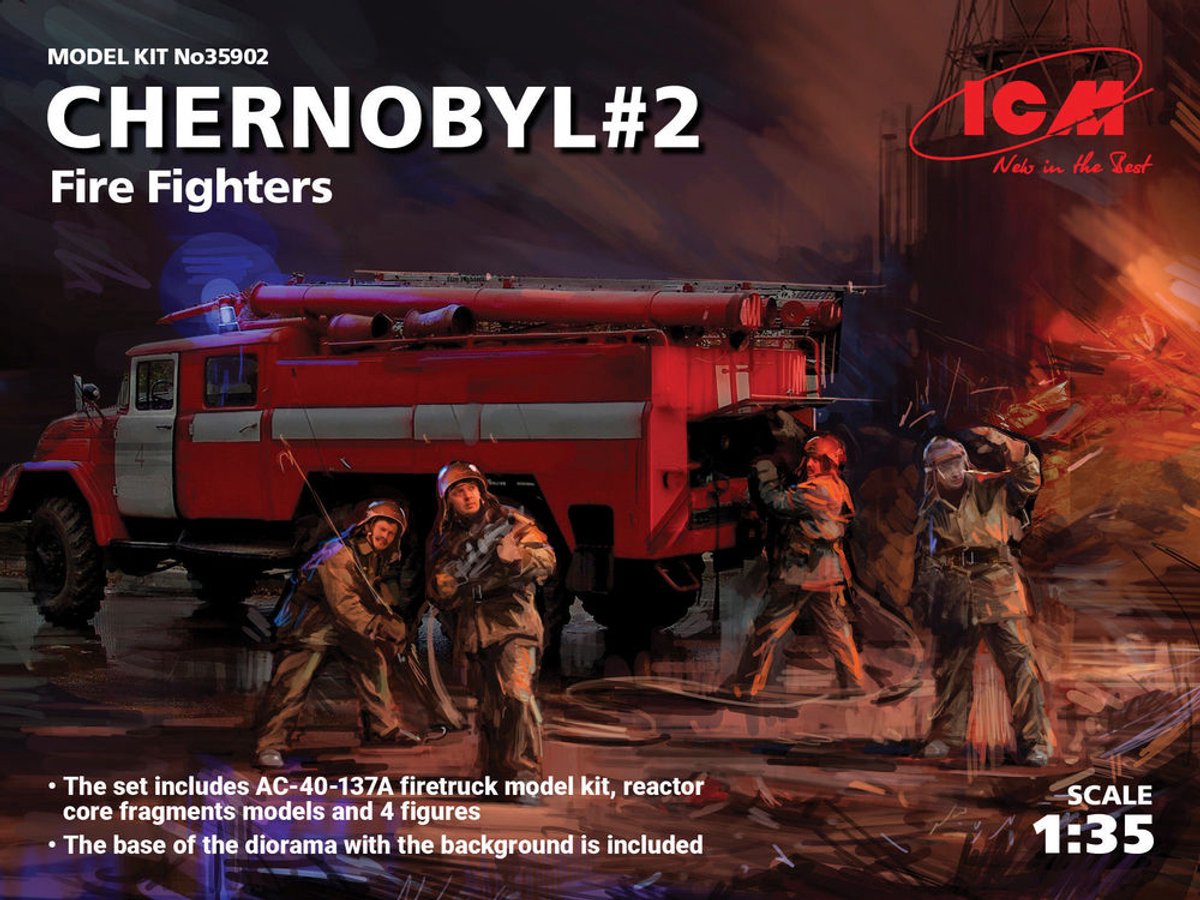 Chernobyl2. Fire Fighters (AC-40-137A firetruck & 4 figures & diorama base w. background)