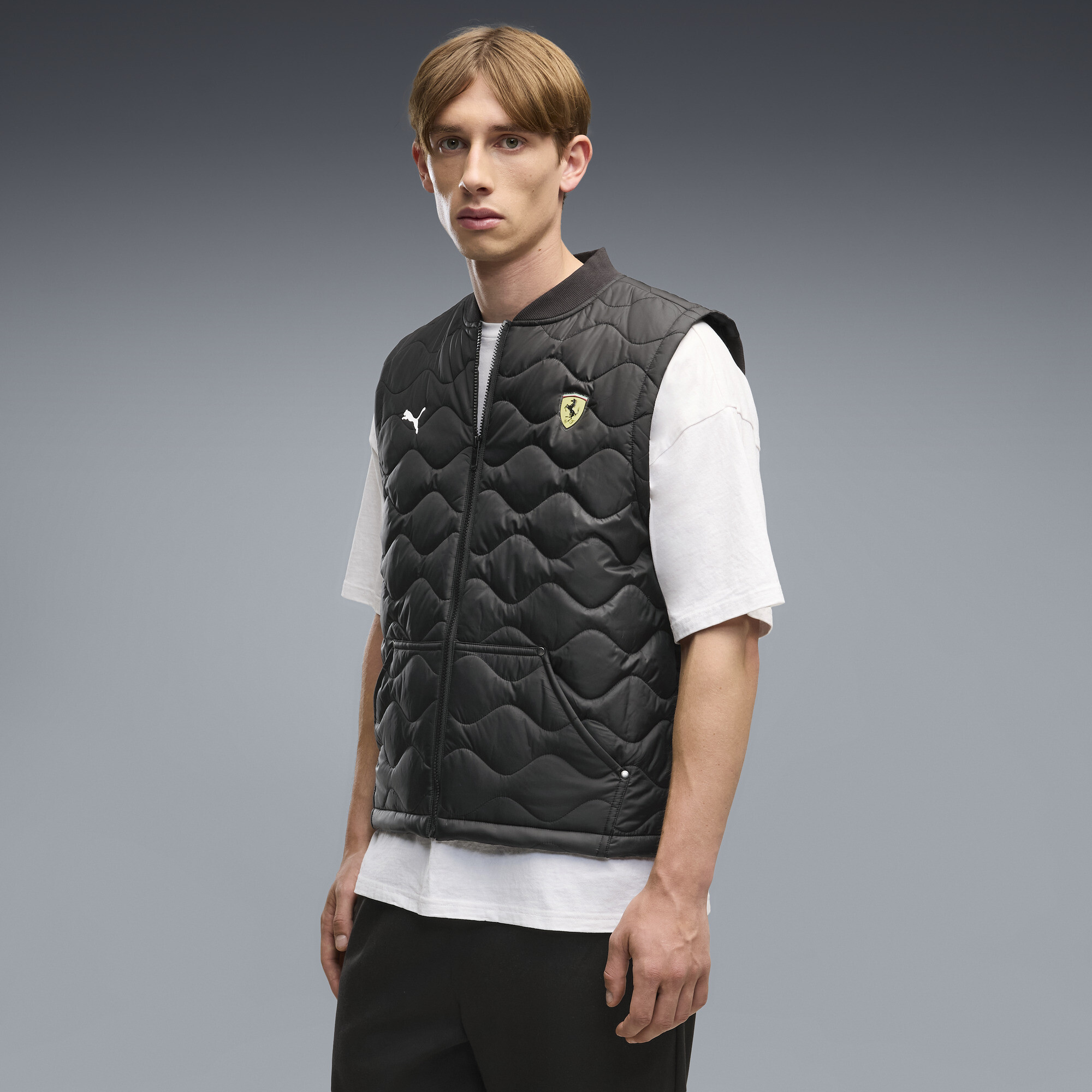 PUMA Scuderia Ferrari Premium Weste Herren, Kleidung, Schwarz, M