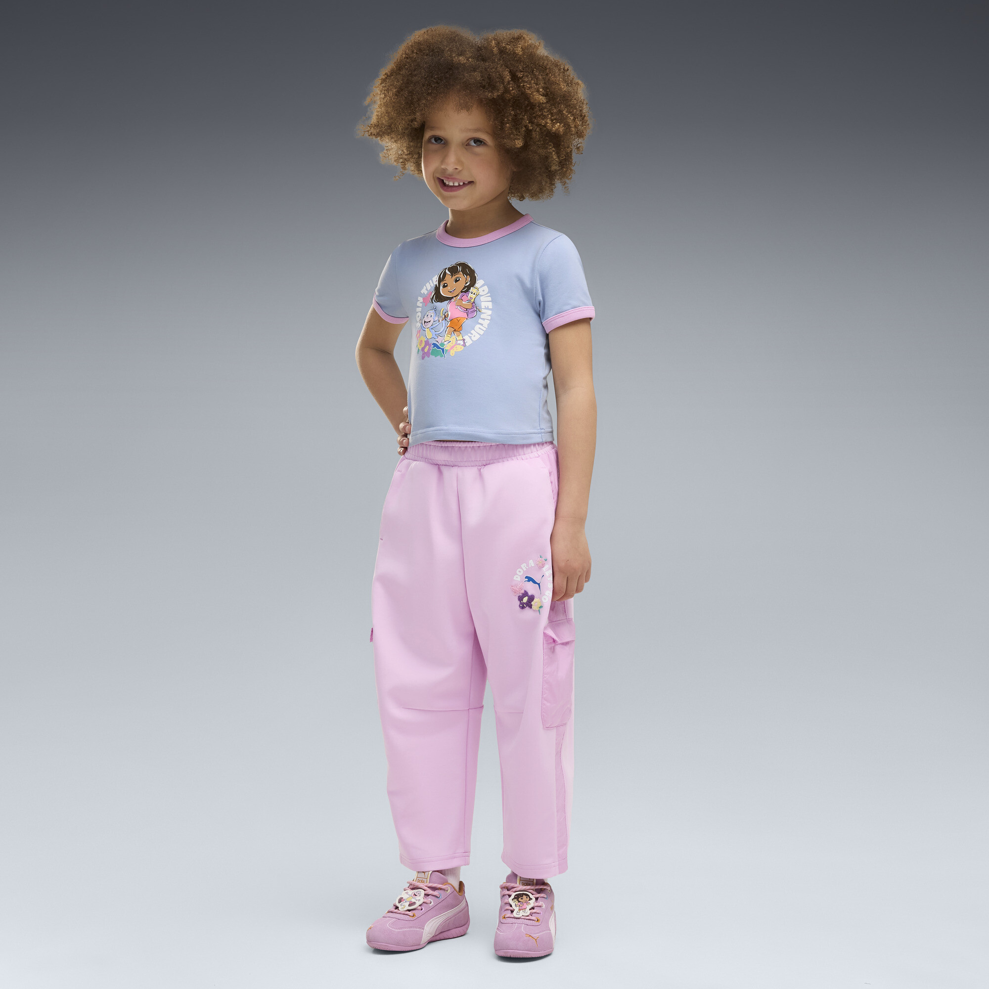 PUMA x DORA THE EXPLORER T7 Relaxed Barrel-Hose Kinder, Kleidung, Rosa, 2-3Y