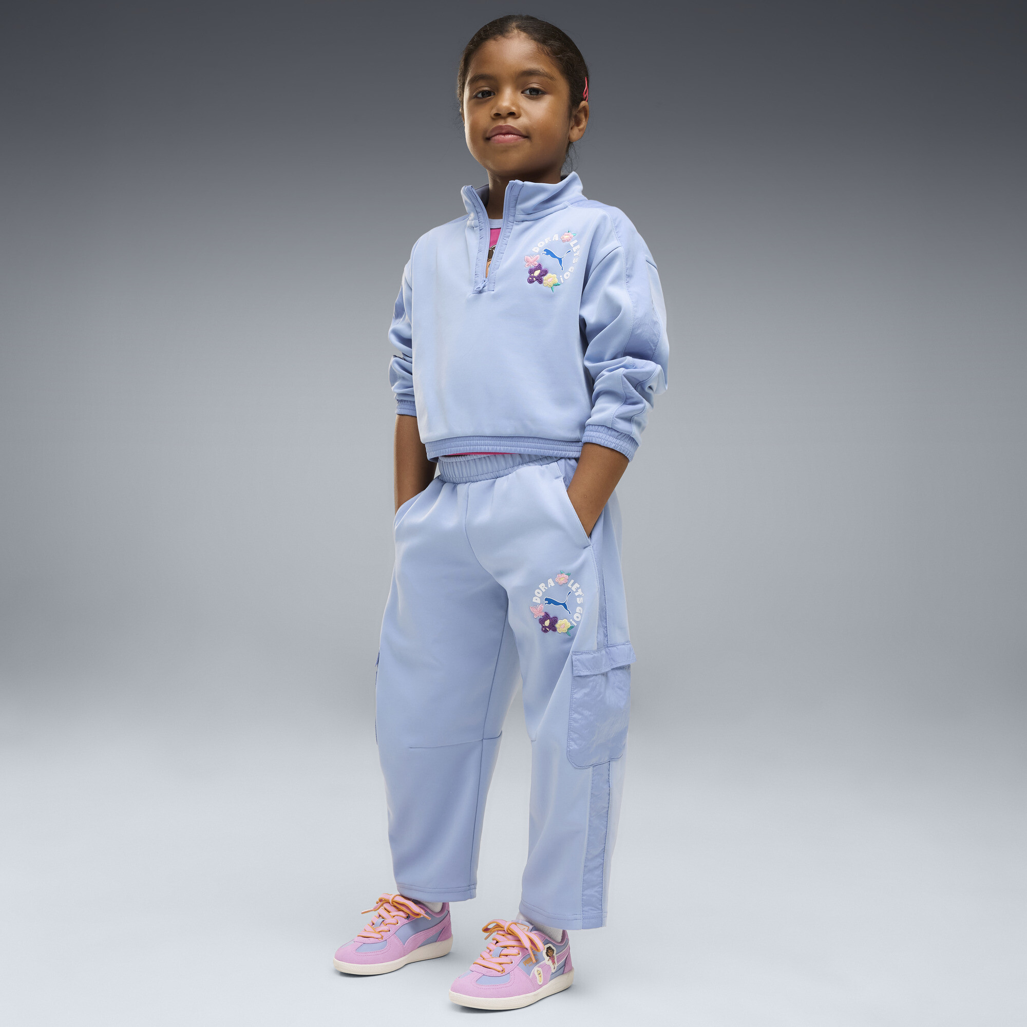 PUMA x DORA THE EXPLORER T7 Relaxed Barrel-Hose Kinder, Kleidung, Blau, 2-3Y