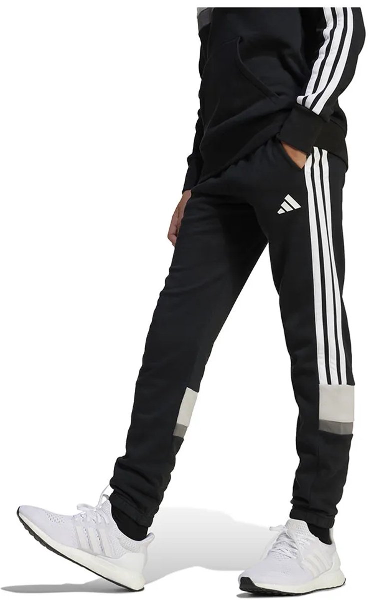 Kinderhose adidas Seasonal Essentials Tiberio 3 stripes