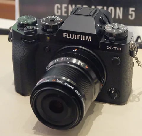 X-T5 camera body