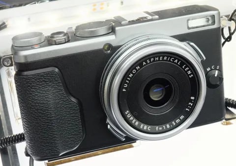 X70 camera body