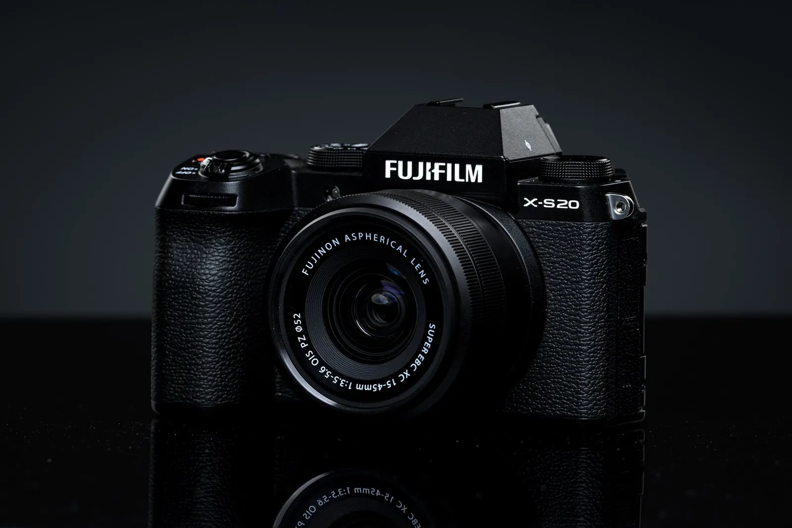 X-S20 camera body