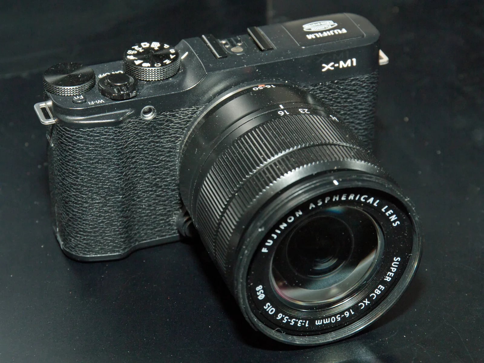 X-M1 camera body