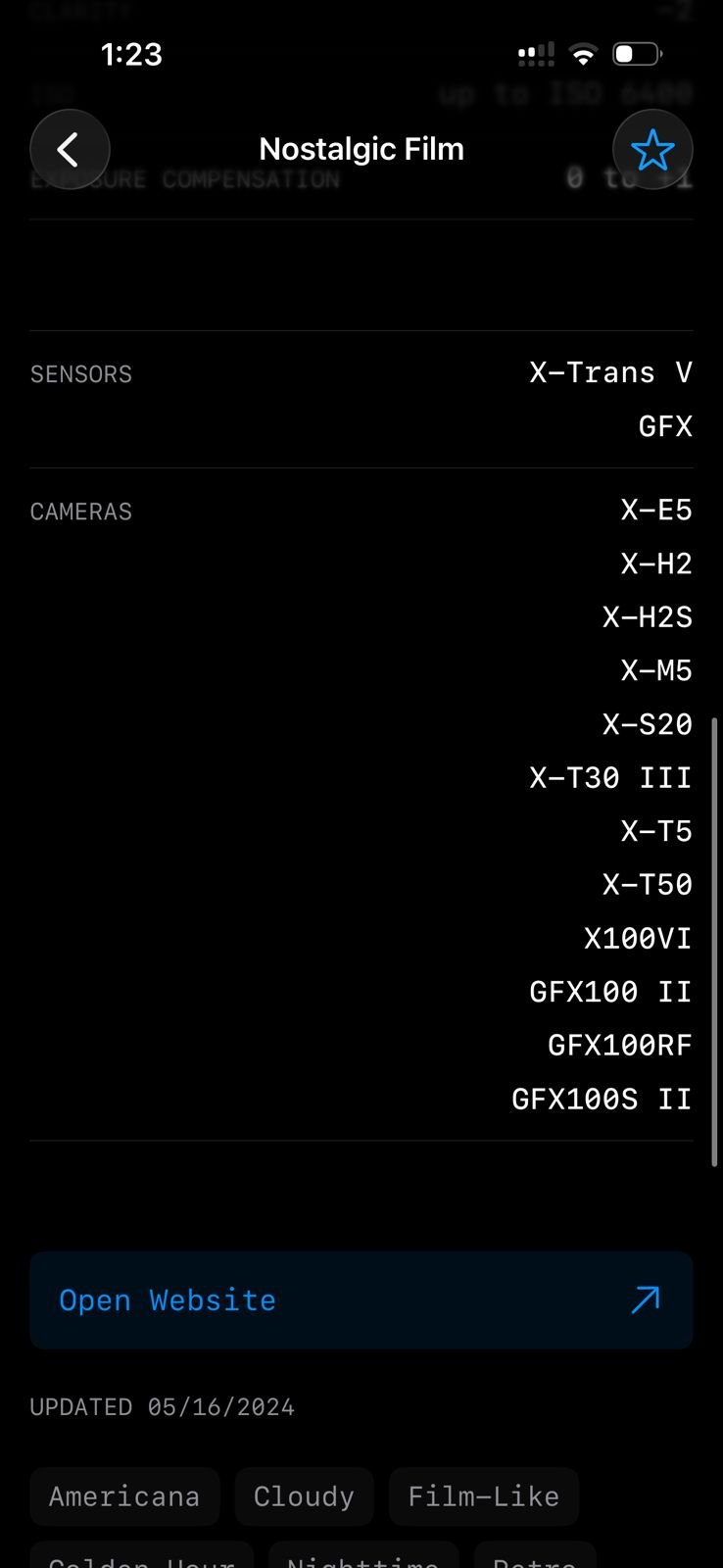 Screenshot of camera settings and film simulation options on a mobile device.