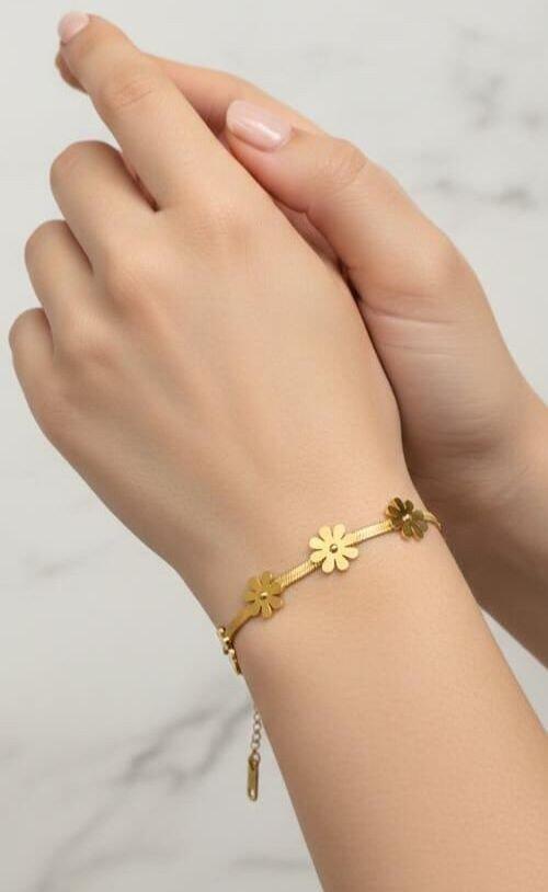 Golden Bloom Bracelet