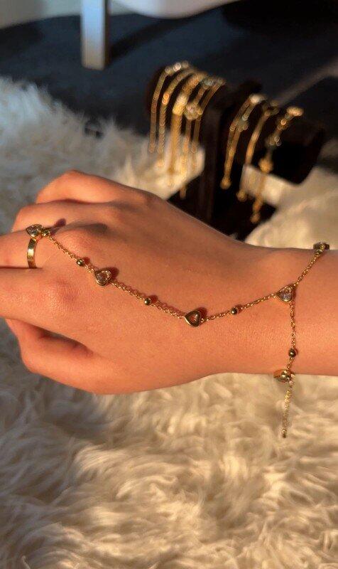 The Heartstrings Hand Chain