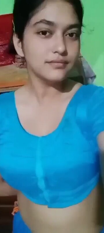 Gorgeous Cute Bigboob Sexy Married Wife Exposing Her Asshole