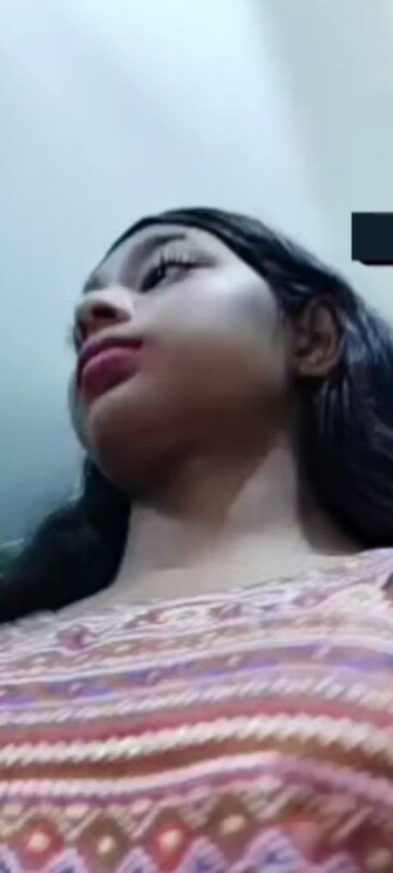 Cute Girlfriend Shown