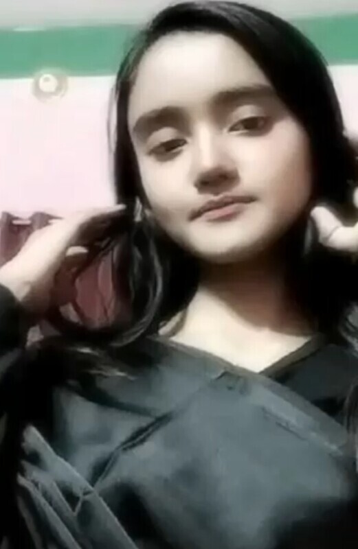 CUTE YOUNG VILLAGE GIRL SHOWING PERKY ROUND BOOBS AT HOME