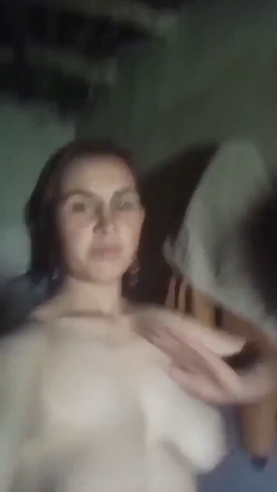 Desi Lady showing full naked