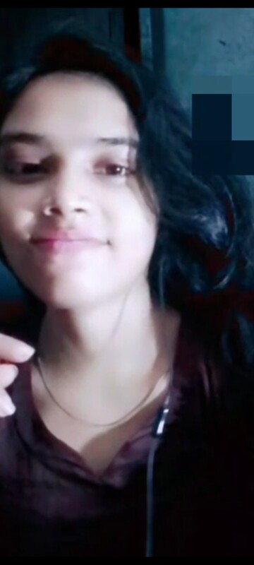 CUTE YOUNG GF SHOWING SMALL TITS ON VC