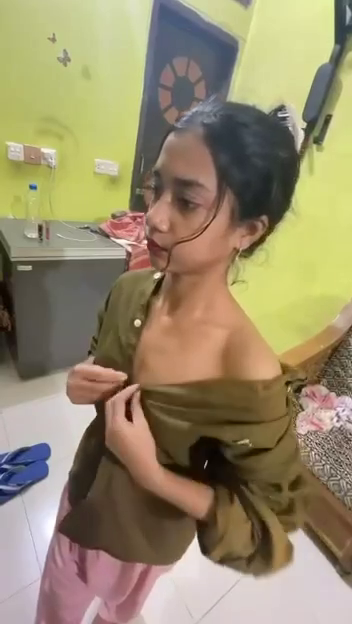 Cute nude girl multitab video