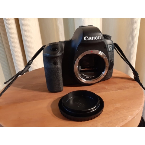 Canon EOS 6D - Body - 20,2Mpx CMOS 35mm fullframe - Zwart