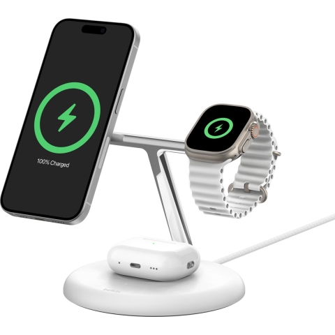Belkin Boost Charge Pro MagSafe en Qi2 3-in-1 Draadloze Oplader 15W met Standaard Wit