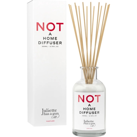 Juliette Has A Gun Not A Home Diffuser 200 ml
