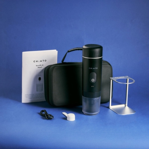 CHiATO brewPLAY Smart Traveller draagbare espressomaker set – Zwart
