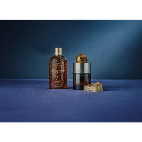 Molton Brown Mesmerising Oudh Accord & Gold Aroma Reeds 150 ml