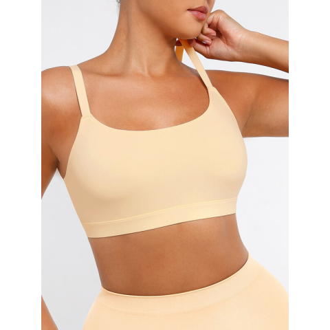 Feelingirl Everyday draadloze onzichtbare beha met vierkante halslijn - S - huidkleur